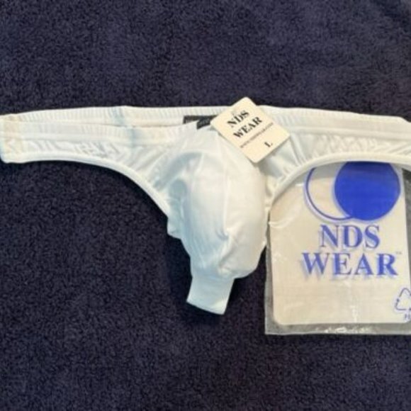 "NDS" Microfiber Men's Swim Thong with Snap C-Ring - White (NDS-TH1-WH) - Picture 3 of 7